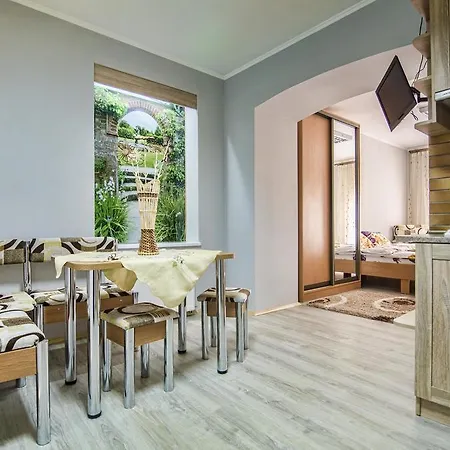 Apartment Alfa Leva 2 *